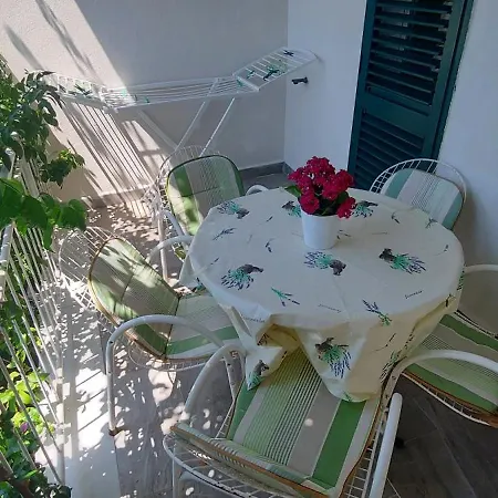 Apartment Silvija Near Luke Beach *